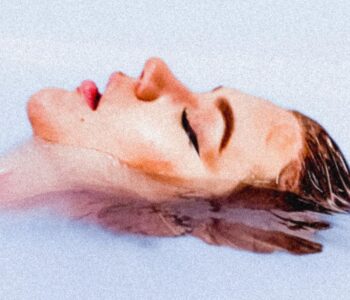 Jenni’s Debut EP Scars Delivers a Powerful Folk-Pop Journey